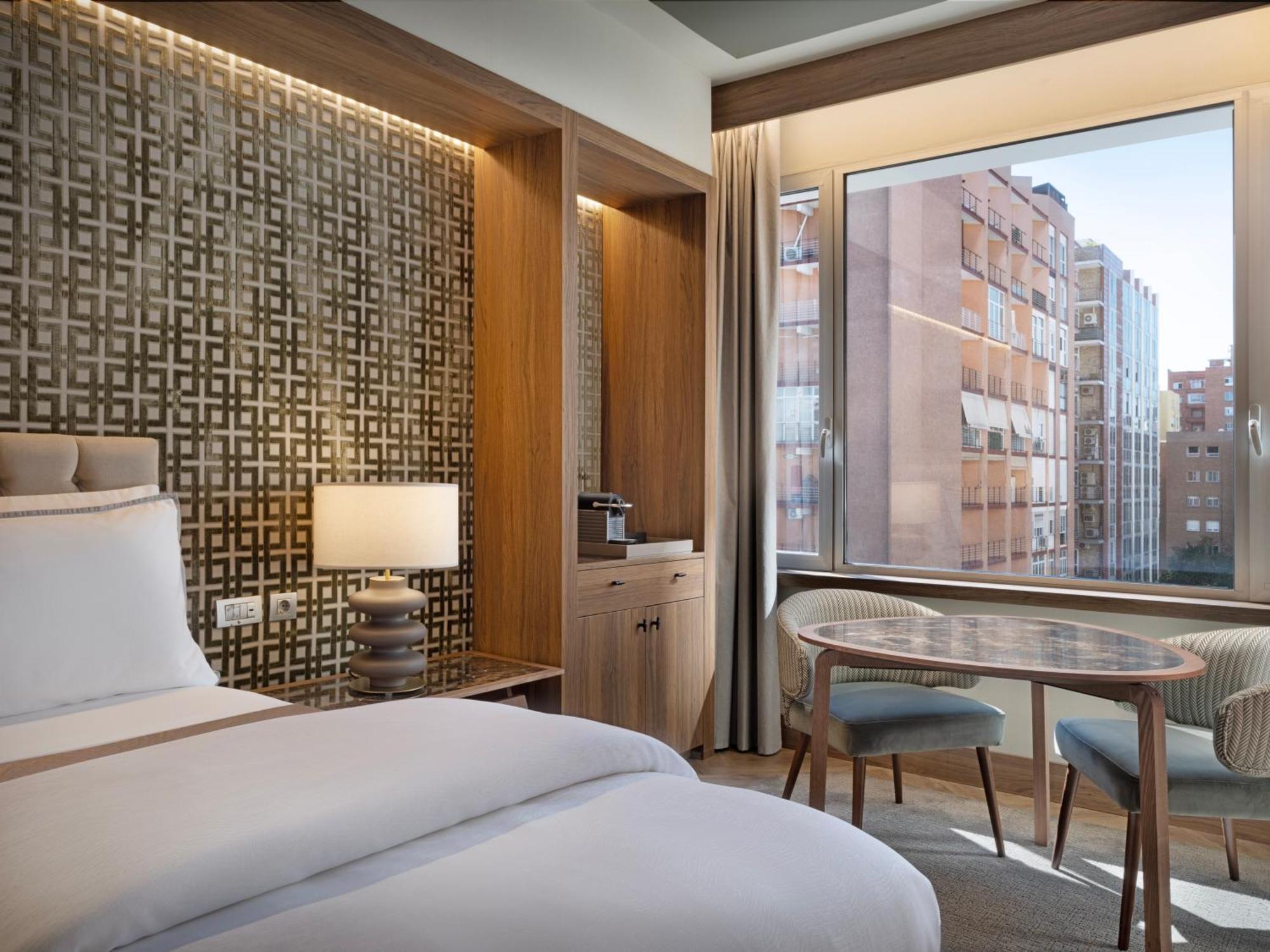The Westin Madrid Cuzco Hotell Exteriör bild
